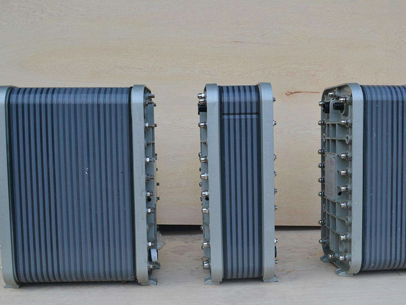 EDI超純水設備現代人對水的關注程度越來越高已經不亞于食品